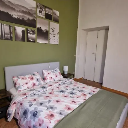 Vila Con Giardino Privato